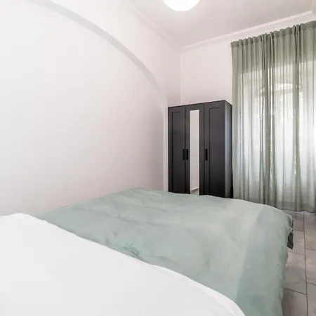 Benedetta Flat - Metropigneto & Tram - Free Wi-fi * Roma