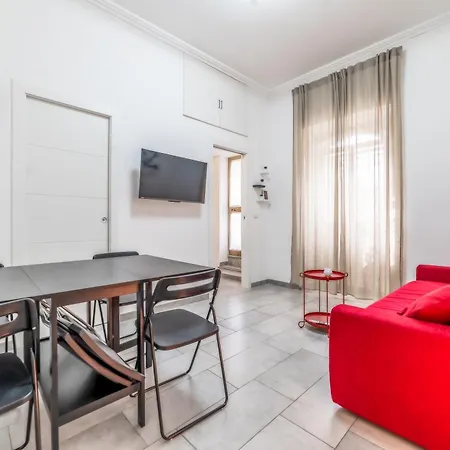 Benedetta Flat - Metropigneto & Tram - Free Wi-fi * Roma